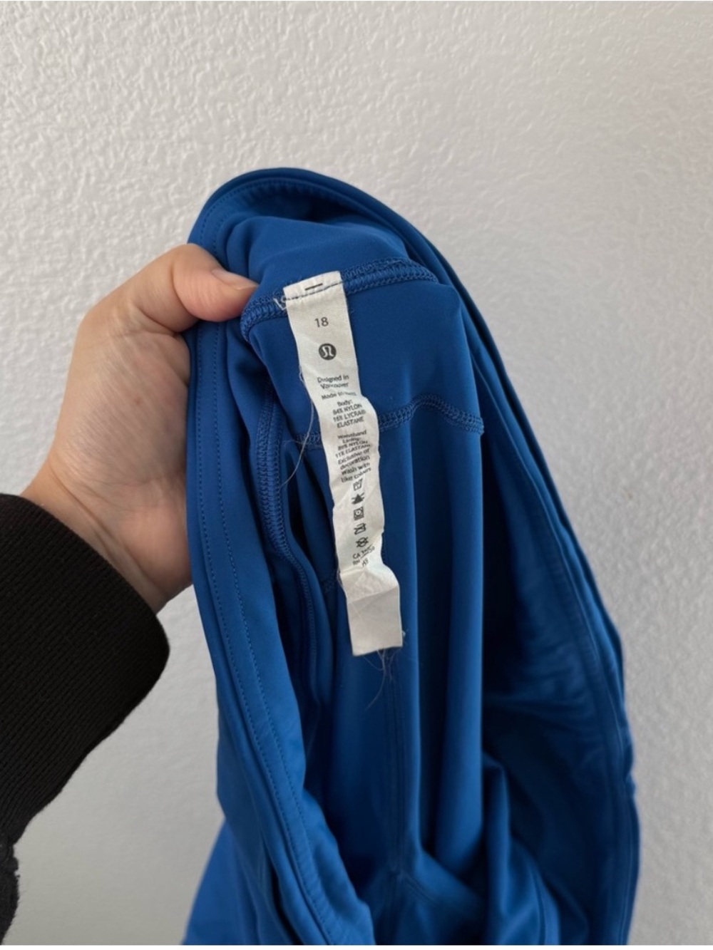 Lululemon Fast and Free HR Non Reflective Leggings | 18 - Picture 8 of 10